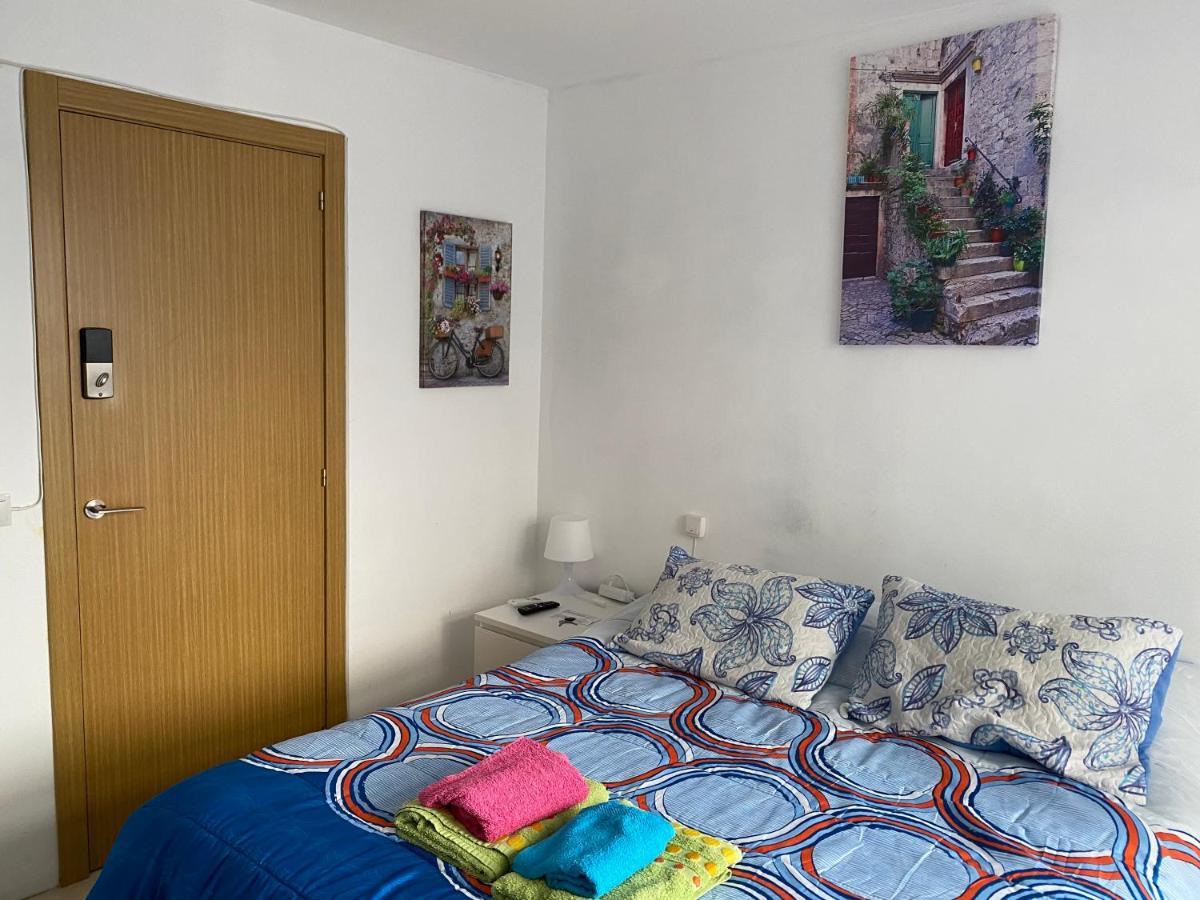 Malaga Centro Habitaciones Privada En Apartamento Compartidos Dış mekan fotoğraf