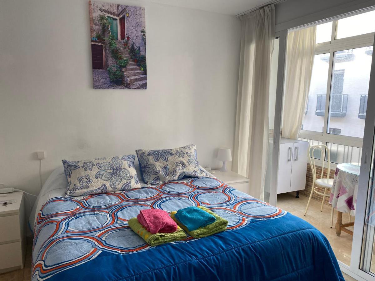Malaga Centro Habitaciones Privada En Apartamento Compartidos Dış mekan fotoğraf