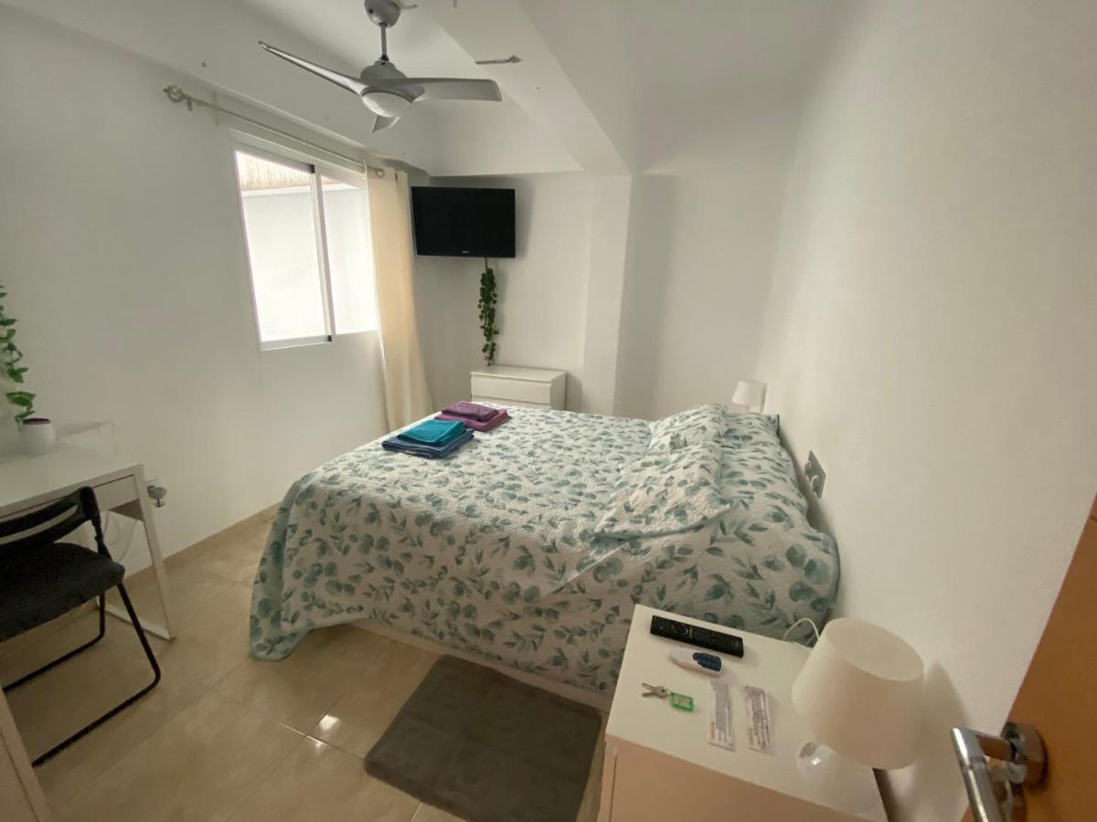 Malaga Centro Habitaciones Privada En Apartamento Compartidos Dış mekan fotoğraf