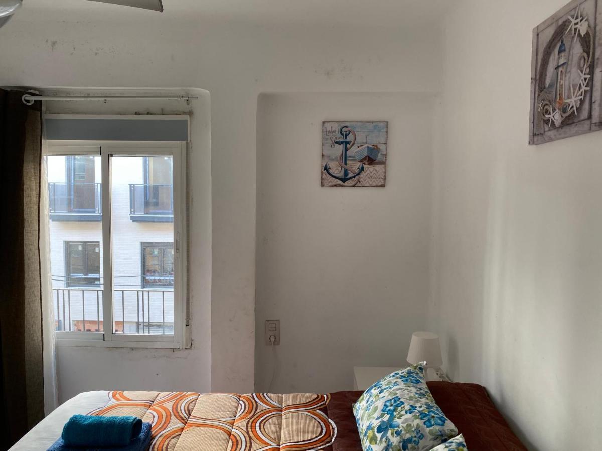 Malaga Centro Habitaciones Privada En Apartamento Compartidos Dış mekan fotoğraf