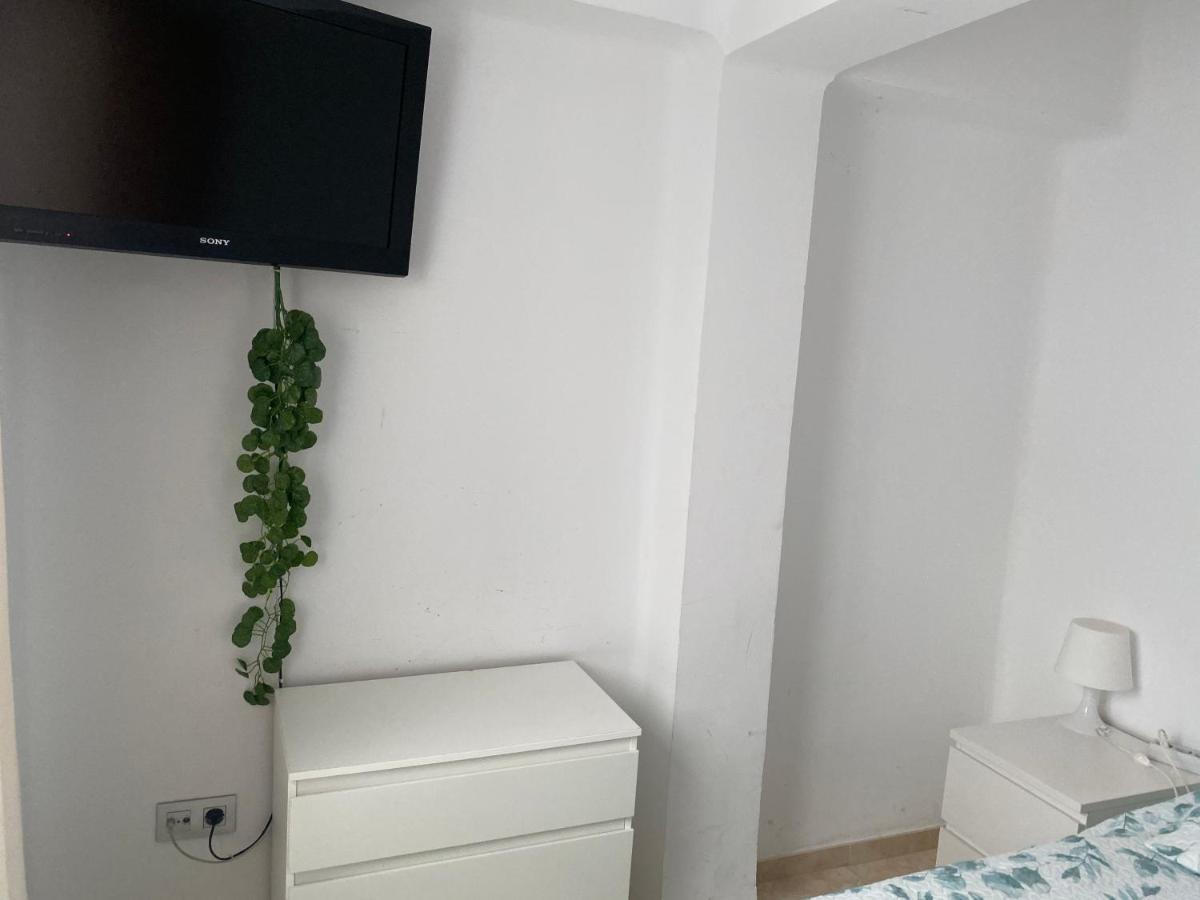 Malaga Centro Habitaciones Privada En Apartamento Compartidos Dış mekan fotoğraf