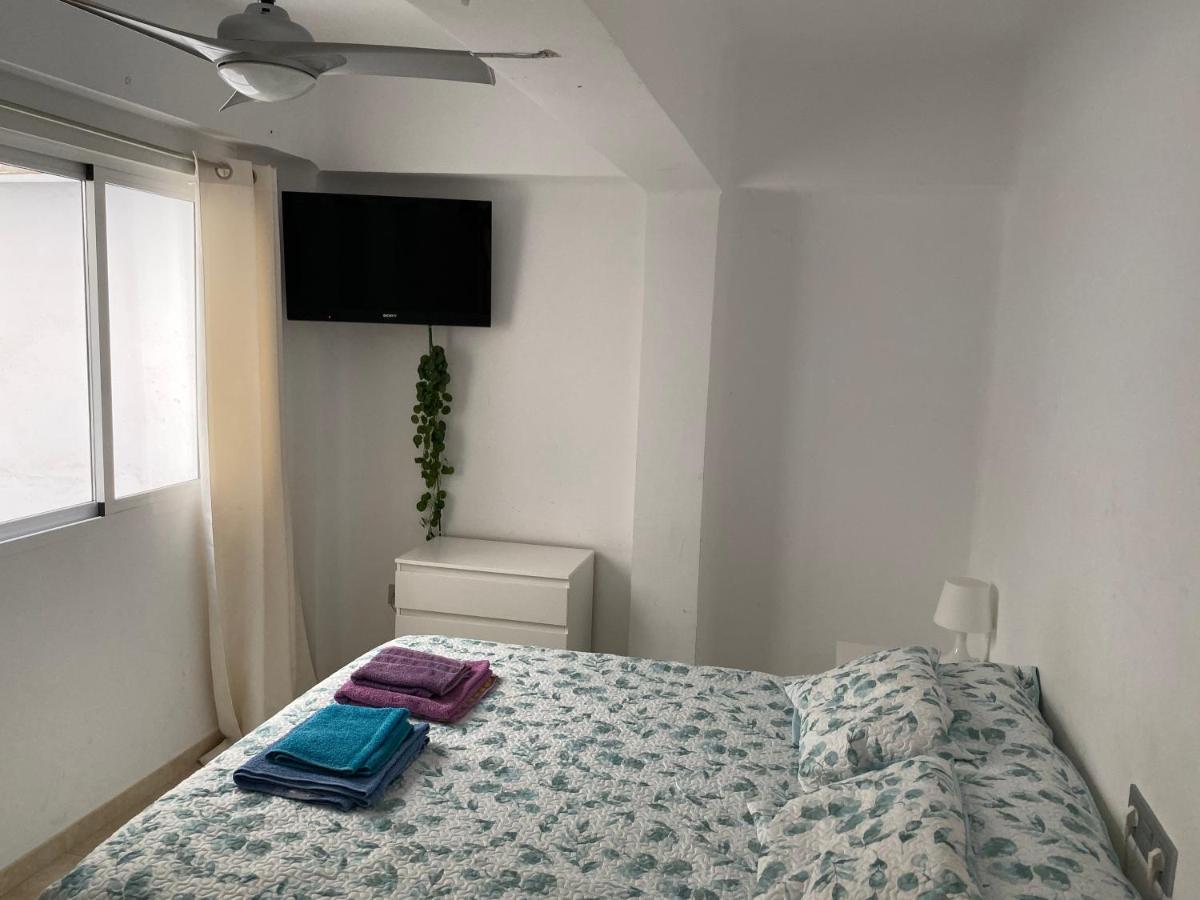 Malaga Centro Habitaciones Privada En Apartamento Compartidos Dış mekan fotoğraf