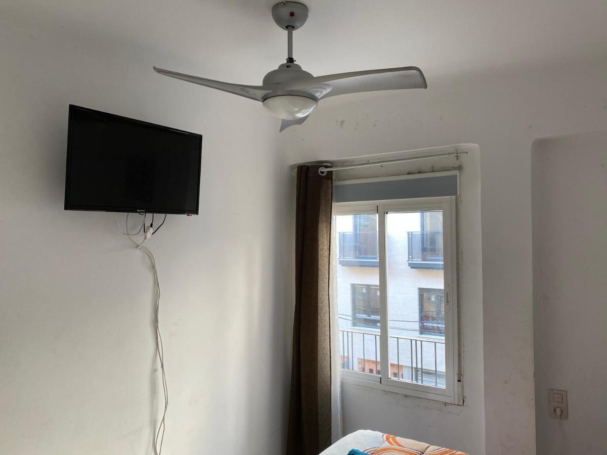 Malaga Centro Habitaciones Privada En Apartamento Compartidos Dış mekan fotoğraf