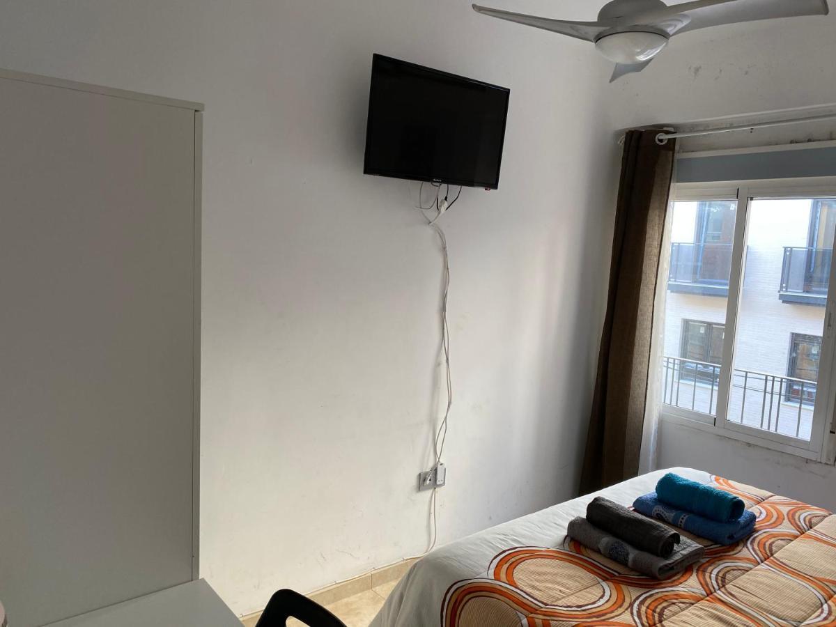 Malaga Centro Habitaciones Privada En Apartamento Compartidos Dış mekan fotoğraf